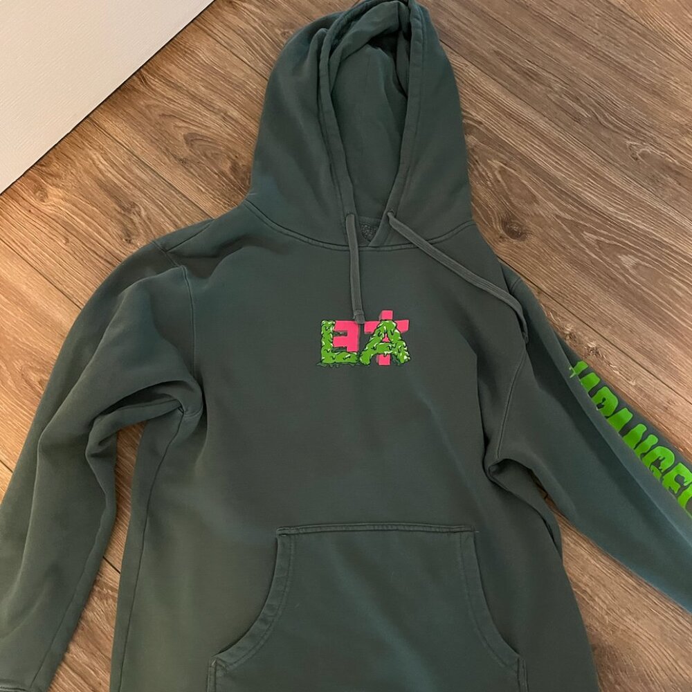 Japangeles Hoodie -- Men's Medium, Green